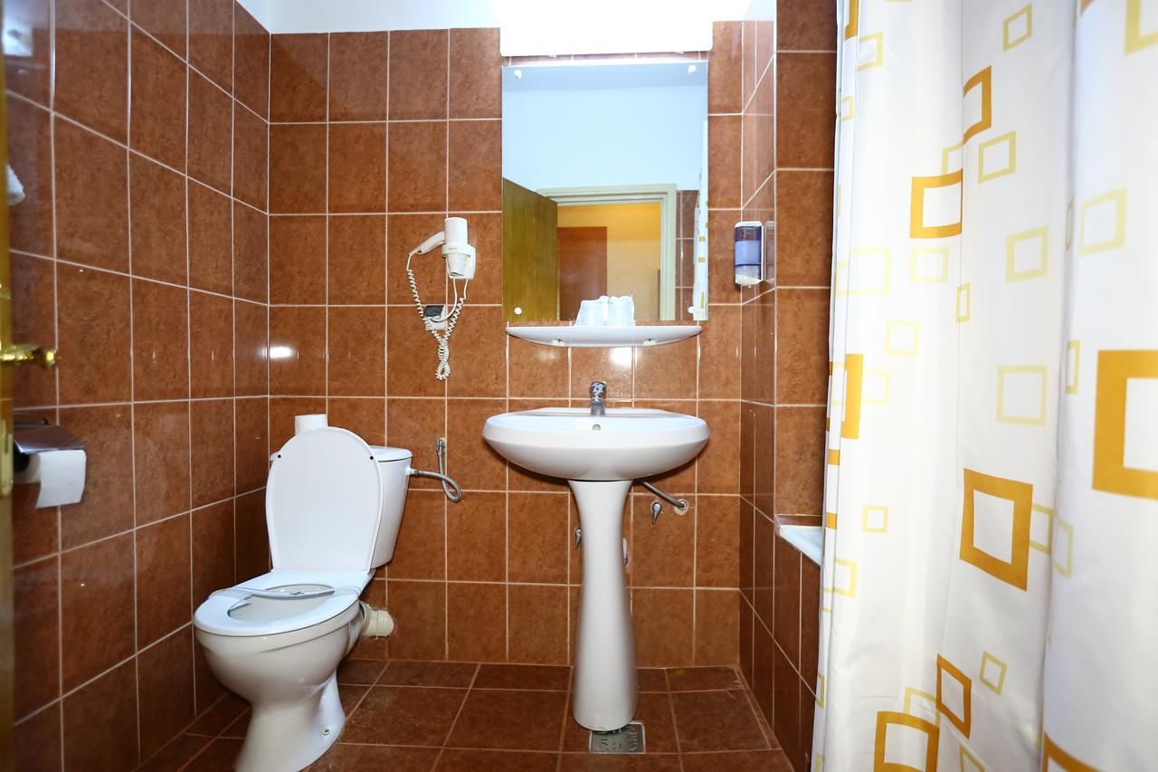 Отель Hotel Moldova Bîrlad-5